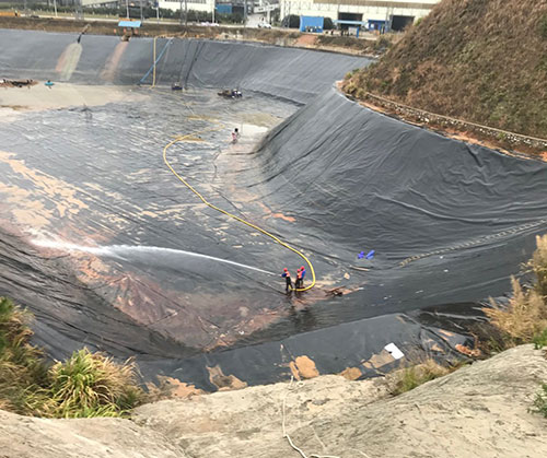 新昌废水池清理